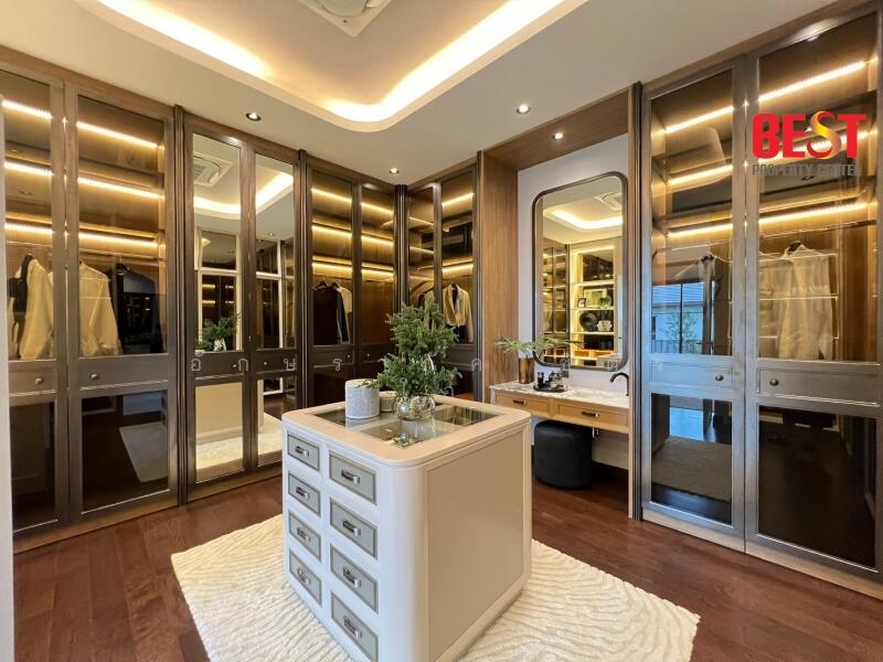 Grand Bangkok Boulevard Na-Utthayan, กรุงเทพ, Uthayan Road, ศาลาธรรมสพน์, ทวีวัฒนา, กรุงเทพ, 440 ตร.ม., บ้านเดี่ยว ขาย, โดย อักษราภัค ชิตร (โอ๋), 11597725 - DDproperty.com