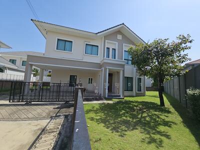 ขาย - Laddarom Wongwaen-Ramintra : ลัดดารมย์ วงแหวน-รามอินทรา, กรุงเทพ