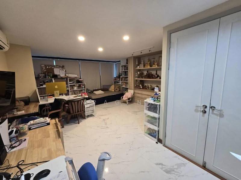 Areeya Mandarina Sukhumvit 77, Bangkok, Sukhumvit 77 Road (On Nut), Suan Luang, Bangkok, 6 Bedrooms, 350 sqm, Townhouse For Sale, by NRagent, 11599629 - DDproperty.com