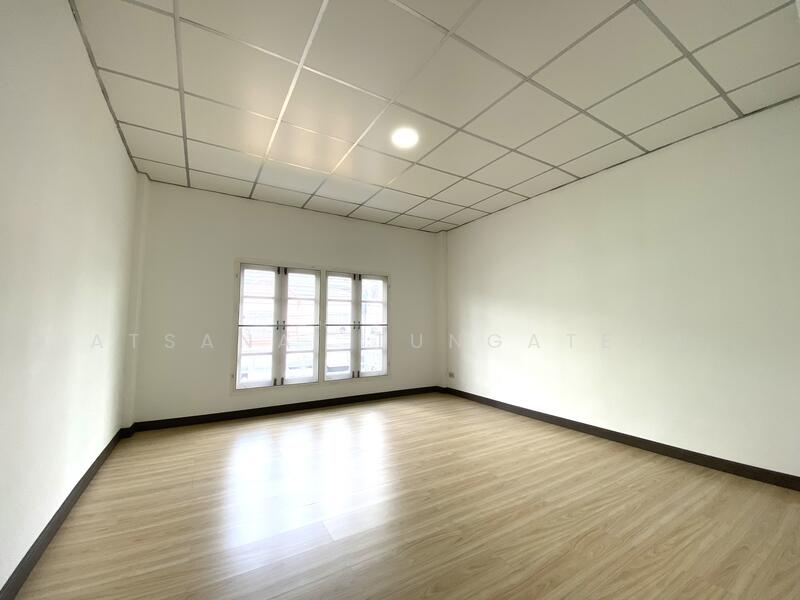 หมู่บ้านมนวดีกรีนพาร์ค, นนทบุรี, พิมลราช, บางบัวทอง, นนทบุรี, 85 ตร.ม., ทาวน์เฮ้าส์ ขาย, โดย Atsanai Tungateja, 11600150 - DDproperty.com