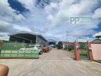 ขาย - ขายที่ดินและสิ่งปลูกสร้าง ที่ดินขนาด 5ไร่ ใกล้ท่าเรือแหลมฉบัง มีเครน 5ตัน 6ตัว ตำบลบึง ศรีราชา, ชลบุรี