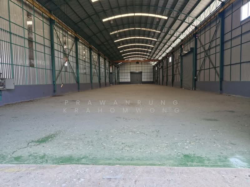 CODE:PP1-W516-0326 ขายที่ดินพร้อมสิ่งปลูกสร้าง ที่ดินขนาด 4-3-96.7 ตรว.ไร่ พื้นที่สีส้ บึง ศรีราชา, ชลบุรี, บึง, ศรีราชา, ชลบุรี, 4,000 ตร.ม., โกดัง-โรงงาน ขาย, โดย PRAWANRUNG KRAHOMWONG, 11601278 - DDproperty.com