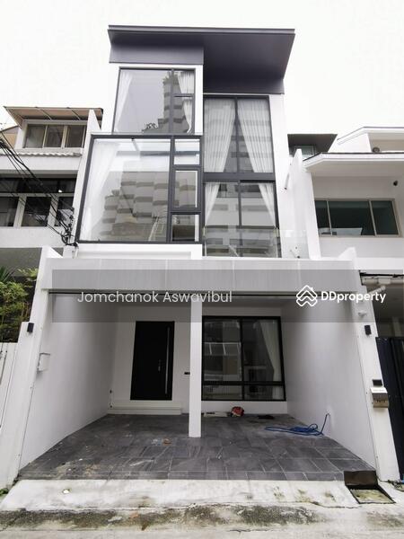 ขาย - Townhouse Sukhumvit 15, กรุงเทพ