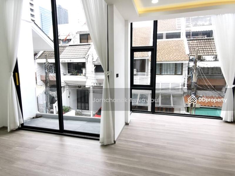 ขาย - Townhouse Sukhumvit 15, กรุงเทพ