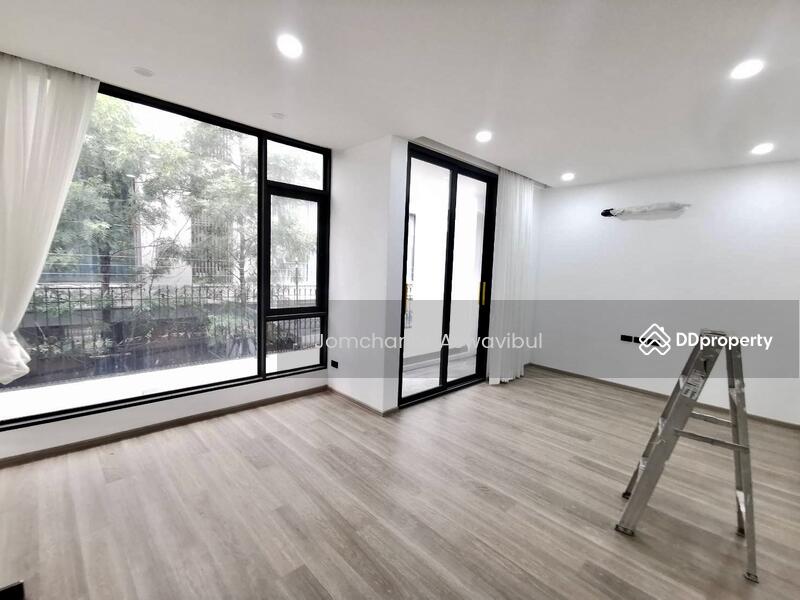 ขาย - Townhouse Sukhumvit 15, กรุงเทพ