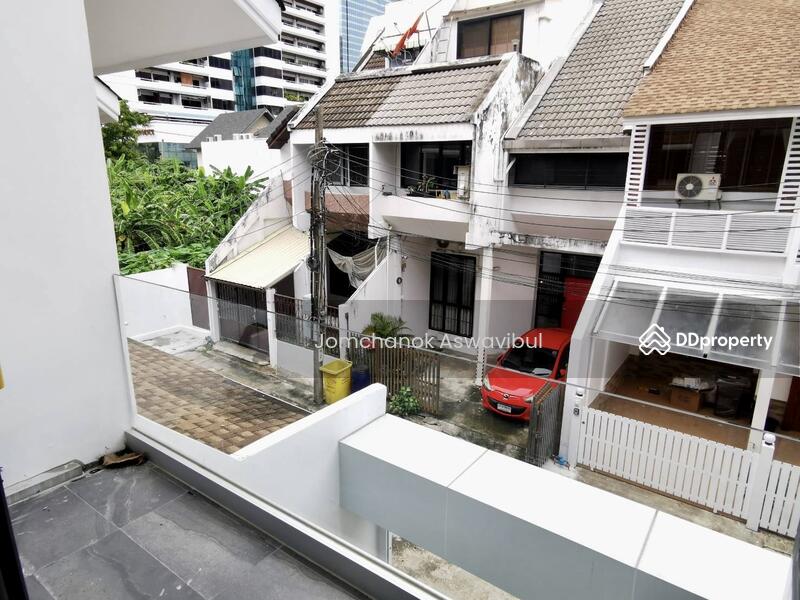 ขาย - Townhouse Sukhumvit 15, กรุงเทพ
