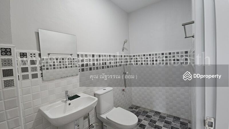 ขาย - อาคารพาณิชย์ 3 ชั้น ติดถนน 346 ปทุมธานี-บางเลน, นครปฐม