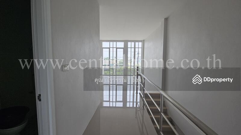 ขาย - อาคารพาณิชย์ 3 ชั้น ติดถนน 346 ปทุมธานี-บางเลน, นครปฐม