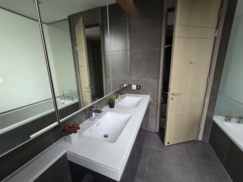 The Esse at Singha Complex, Bangkok, 1788 New Petchaburi Rd, Khlongtoei Nua, Watthana, Bangkok, 2 Bedrooms, 80 sqm, Condo For Rent, by Wealthy​estateThailand, 11602985 - DDproperty.com