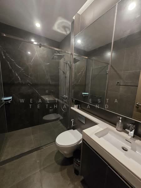 The Esse at Singha Complex : ดิ เอส แอท สิงห์ คอมเพล็กซ์, กรุงเทพ, 1788 ถนนเพชรบุรีตัดใหม่, คลองเตยเหนือ, วัฒนา, กรุงเทพ, 80 ตร.ม., คอนโด ให้เช่า, โดย Wealthy​estateThailand, 11602985 - DDproperty.com