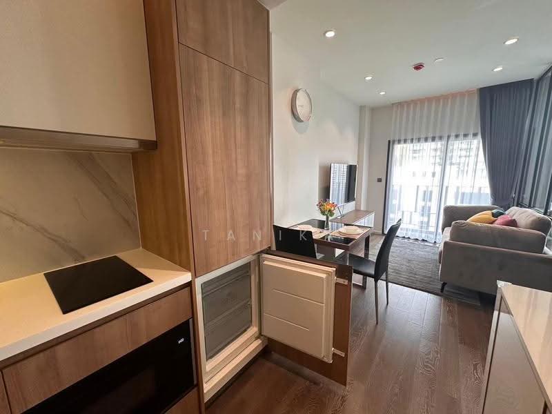 MUNIQ Sukhumvit 23, Bangkok, 17 Sukhumvit 23, Khlongtoei Nua, Watthana, Bangkok, 1 Bedroom, 43 sqm, Condo For Rent, by Tanika, 11603186 - DDproperty.com