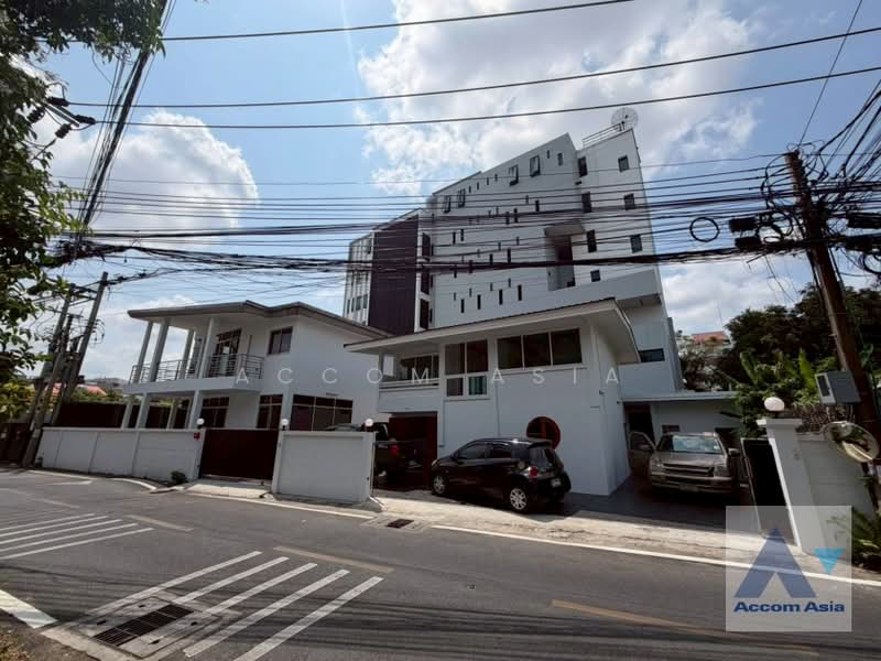 House in Bangkok, Bangkok, Khlong Tan Nua, Watthana, Bangkok, 3 Bedrooms, 300 sqm, Single Detached House For Rent, by Accom Asia, 11603393 - DDproperty.com