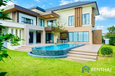 ขาย - บ้านที่ดีที่สุดในหมู่บ้าน 4 ห้องนอน 4 ห้องน้ำ พร้อมเฟอร์นิเจอร์ครบครัน, ชลบุรี