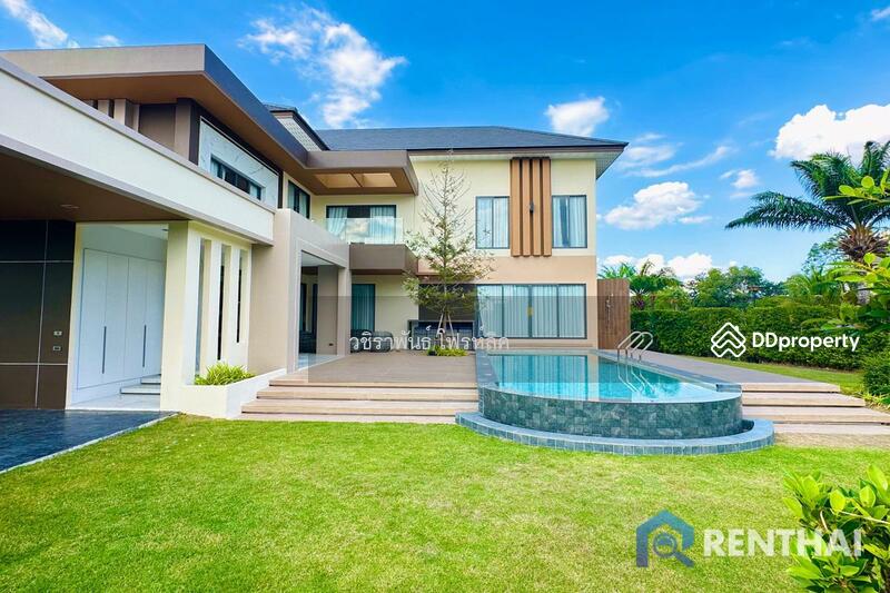 ขาย - บ้านที่ดีที่สุดในหมู่บ้าน 4 ห้องนอน 4 ห้องน้ำ พร้อมเฟอร์นิเจอร์ครบครัน, ชลบุรี