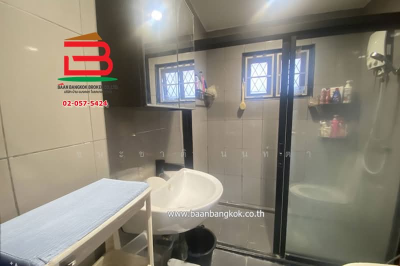 บ้านเดี่ยว หมู่บ้าน ชื่นกมลนิเวศน์ 4 (ซอยรามอินทรา 60) เนื้อที่ 70 ตรว. ใกล้รพ.สินแพทย์ เขตบางกะปิ, Bangkok, Khlong Chan, Bang Kapi, Bangkok, 3 Bedrooms, 280 sqm, Single Detached House For Sale, by ชนะชาติ นนท์ตา, 11603682 - DDproperty.com