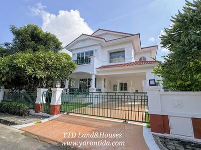 ขาย - Mantana Onnut-Wongwaen : มัณฑนา อ่อนนุช-วงแหวน, กรุงเทพ