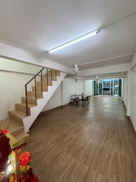 ให้เช่าทาวน์โฮม แยกสาธุประดิษฐ์ ถนนจันทน์, bangkok, Thung Wat Don, Sathon, Bangkok, 3 Bedrooms, 250 sqm, Townhouse For Rent, by Ketjuthatip Ketsiri, 11605890 - DDproperty.com