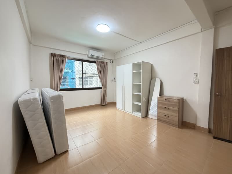 ให้เช่าทาวน์โฮม แยกสาธุประดิษฐ์ ถนนจันทน์, bangkok, Thung Wat Don, Sathon, Bangkok, 3 Bedrooms, 250 sqm, Townhouse For Rent, by Ketjuthatip Ketsiri, 11605890 - DDproperty.com