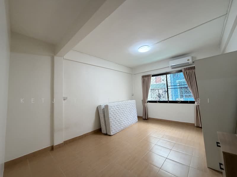 ให้เช่าทาวน์โฮม แยกสาธุประดิษฐ์ ถนนจันทน์, bangkok, Thung Wat Don, Sathon, Bangkok, 3 Bedrooms, 250 sqm, Townhouse For Rent, by Ketjuthatip Ketsiri, 11605890 - DDproperty.com