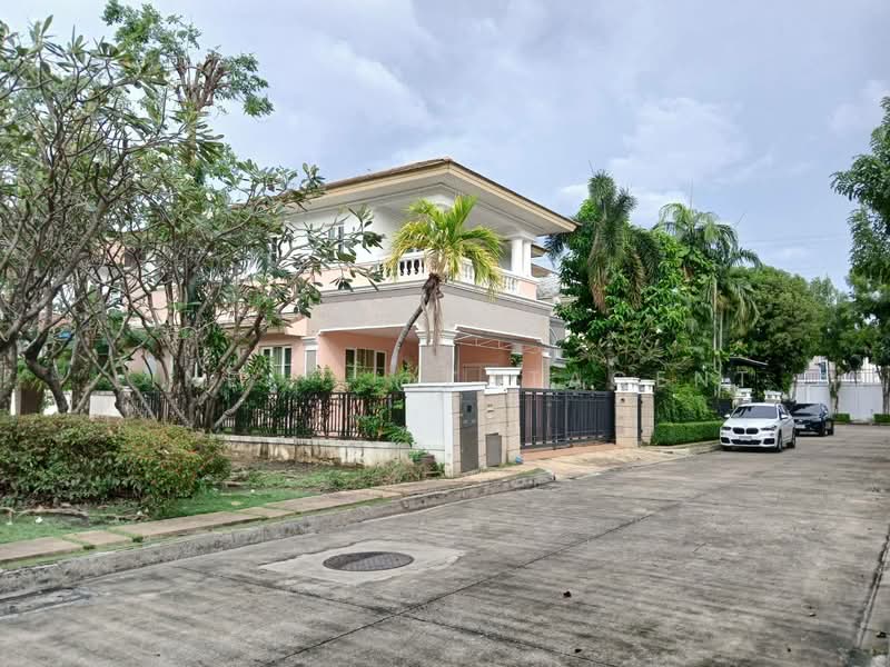 Nantawan Suanluang Rama 9, Bangkok, Chaloem Phra Kiat Rama 9, Soi 62, Dok Mai, Prawet, Bangkok, 4 Bedrooms, 300 sqm, Single Detached House For Rent, by Line: @katagent, 11607096 - DDproperty.com