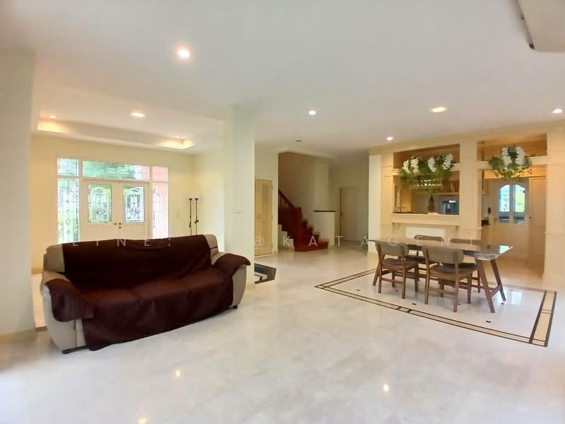 Nantawan Suanluang Rama 9, Bangkok, Chaloem Phra Kiat Rama 9, Soi 62, Dok Mai, Prawet, Bangkok, 4 Bedrooms, 300 sqm, Single Detached House For Rent, by Line: @katagent, 11607096 - DDproperty.com