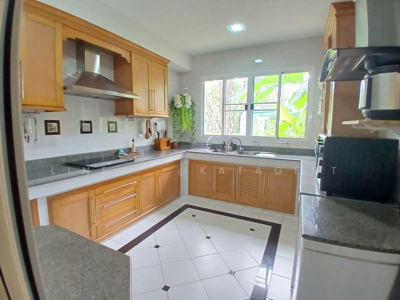 Nantawan Suanluang Rama 9, Bangkok, Chaloem Phra Kiat Rama 9, Soi 62, Dok Mai, Prawet, Bangkok, 4 Bedrooms, 300 sqm, Single Detached House For Rent, by Line: @katagent, 11607096 - DDproperty.com