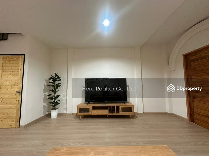 ขาย - Bangkok Town House Sukhumvit BTS Bang Chak BRE22967, กรุงเทพ