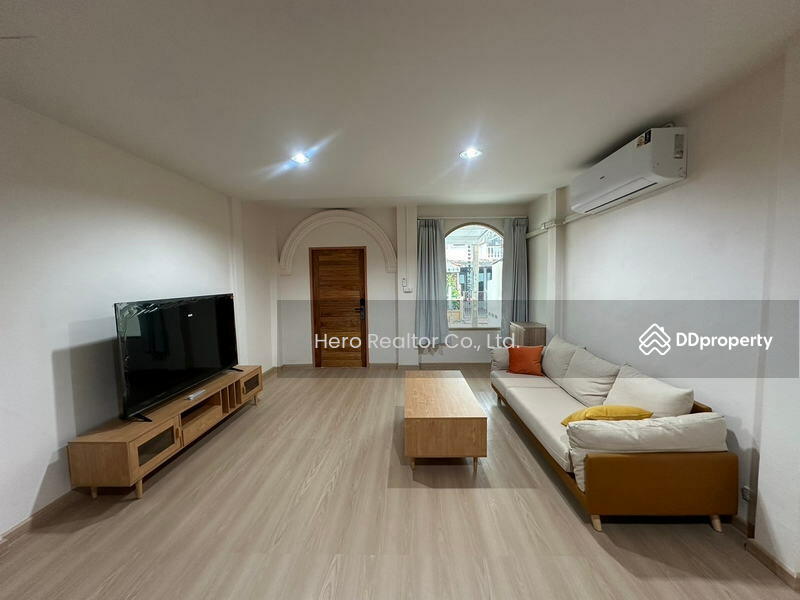 ขาย - Bangkok Town House Sukhumvit BTS Bang Chak BRE22967, กรุงเทพ