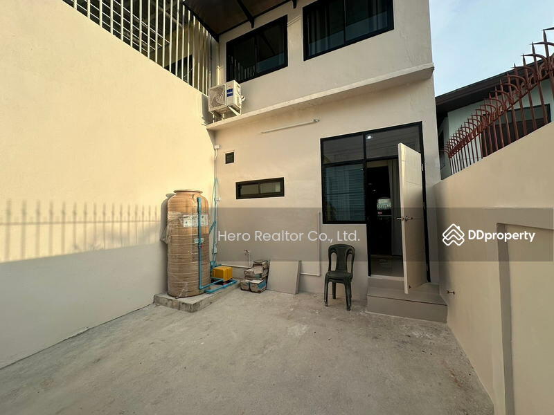 ขาย - Bangkok Town House Sukhumvit BTS Bang Chak BRE22967, กรุงเทพ