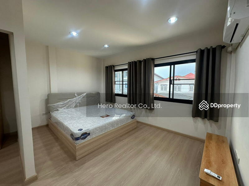 ขาย - Bangkok Town House Sukhumvit BTS Bang Chak BRE22967, กรุงเทพ