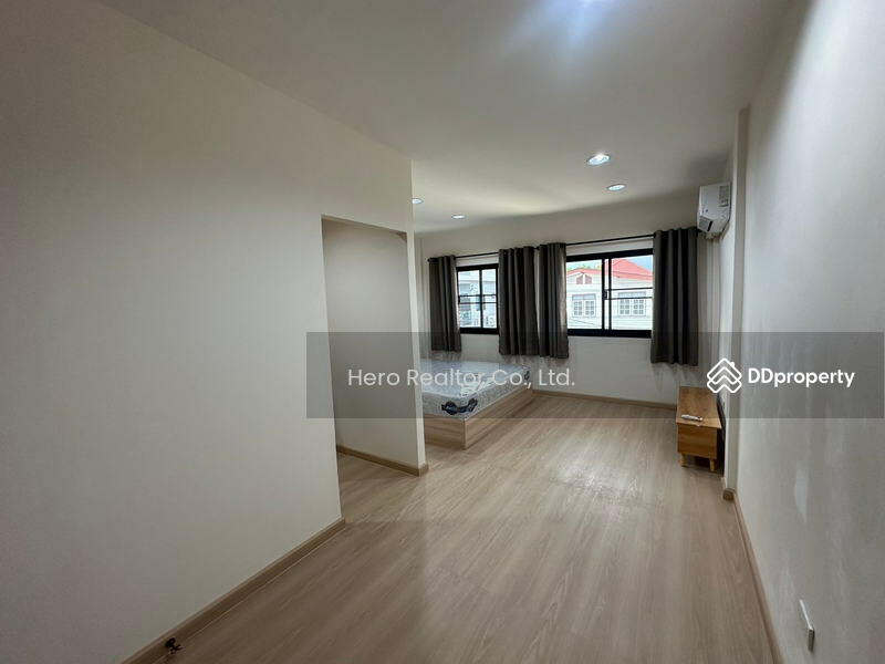 ขาย - Bangkok Town House Sukhumvit BTS Bang Chak BRE22967, กรุงเทพ
