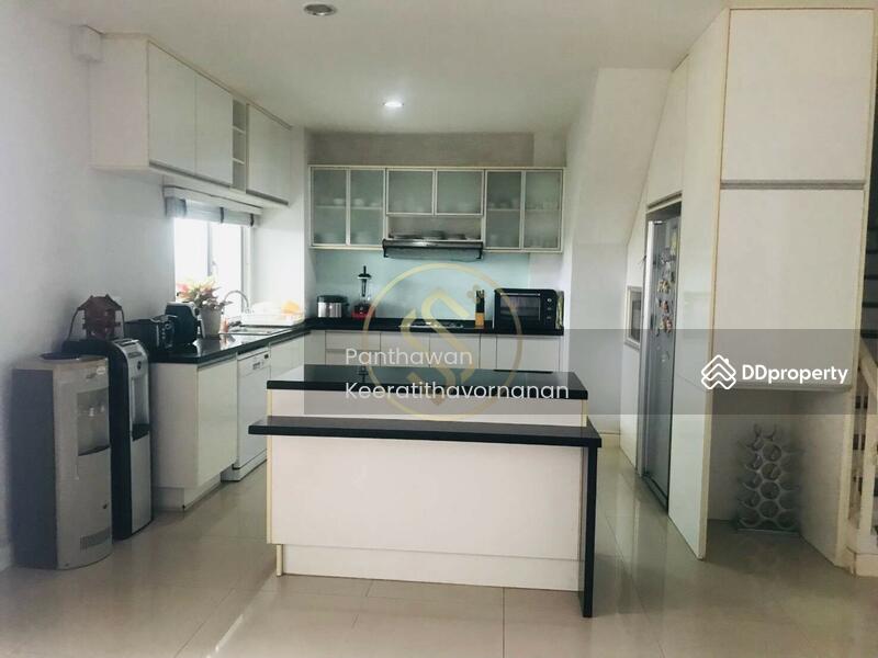 ขาย - Baan Ravipa Sukhumvit 103 : บ้านรวิภา สุขุมวิท 103, กรุงเทพ