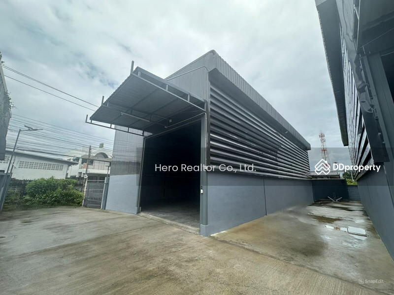 ให้เช่า - Bangkok Warehouse Chaloem Phrakiat Thi 9 BRE22898, กรุงเทพ