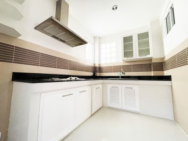 The Metro Rama 9, Bangkok, Soi 3/2, Prawet, Bangkok, 3 Bedrooms, 184 sqm, Townhouse For Sale, by NRagent, 11608132 - DDproperty.com