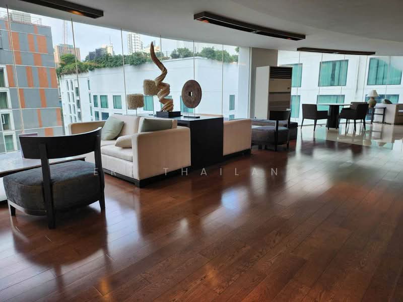 15 Sukhumvit Residences, Bangkok, Soi Sukhumvit 15, Khlongtoei Nua, Watthana, Bangkok, 1 Bedroom, 36 sqm, Condo For Sale, by ERA Thailand, 11609492 - DDproperty.com