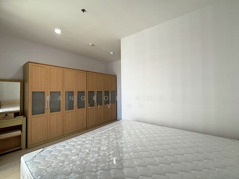 Citi Smart Sukhumvit 18, Bangkok, 366 Soi Sukhumvit 18, Sukhumvit Road, Khlong Toei, Bangkok, 3 Bedrooms, 180 sqm, Condo For Rent, by Bangkok House Living, 11609493 - DDproperty.com
