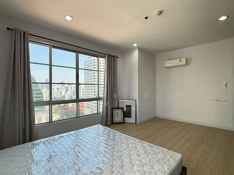 Citi Smart Sukhumvit 18, Bangkok, 366 Soi Sukhumvit 18, Sukhumvit Road, Khlong Toei, Bangkok, 3 Bedrooms, 180 sqm, Condo For Rent, by Bangkok House Living, 11609493 - DDproperty.com
