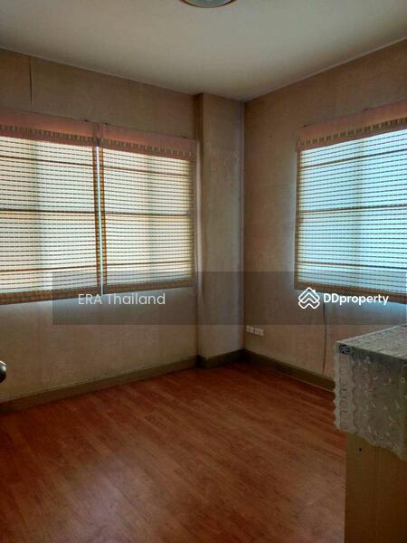 For Sale - Parichart Suwinthawong, Bangkok
