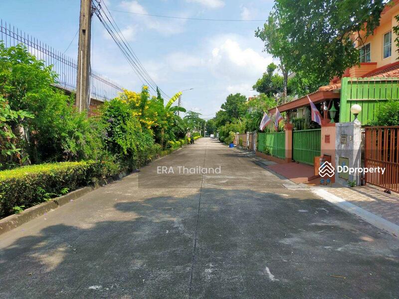 For Sale - Parichart Suwinthawong, Bangkok