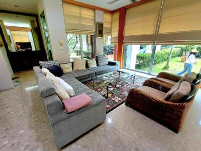 ขาย - Promphan park บ้านไม้ล้อมเรือน 189 ตรว ใกล้สวนหลวง ร.๙ รร.นานาชาติ, กรุงเทพ