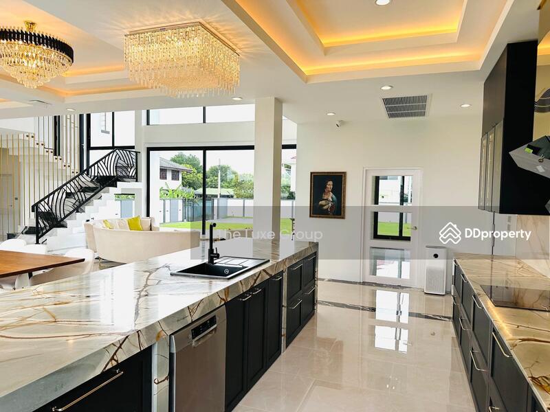 ขาย - 3.5-Storey Single House, Don Mueang, Bangkok, กรุงเทพ