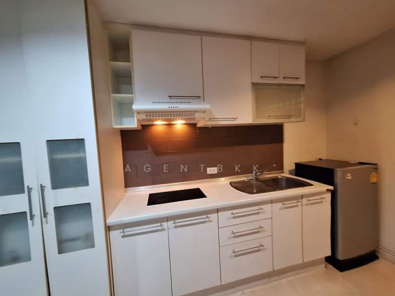 Grand Park View Asoke, Bangkok, 21 Sukhumvit Road, Khlongtoei Nua, Watthana, Bangkok, Studio, 42 sqm, Condo For Rent, by Agentbkk, 11610622 - DDproperty.com
