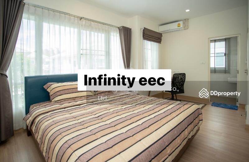 ขาย - ขายบ้านเดี่ยวใกล้เจปาร์คและถนนมอเตอร์เวย์ พร้อมผู้เช่า บ้านสวย ราคาดี หมู่บ้าน Casa Ville sriracha, ชลบุรี