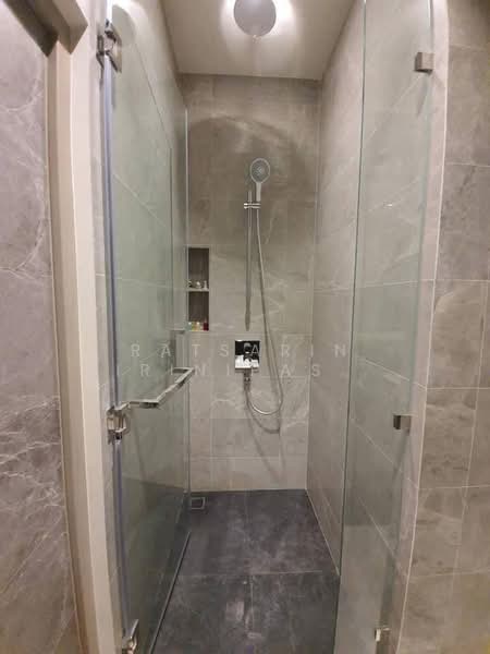 28 Chidlom, Bangkok, 28 Chit Lom Alley, Lumphini, Pathum Wan, Bangkok, 1 Bedroom, 51 sqm, Condo For Rent, by Ratsarin Sirinipaspong, 11613617 - DDproperty.com