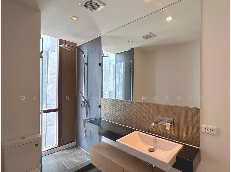 The Lofts Ekkamai, bangkok, 1415 Sukhumvit Road, Phra Kanong Nua, Watthana, Bangkok, 2 Bedrooms, 61 sqm, Condo For Sale, by Oraon Suwanmongko, 11614445 - DDproperty.com