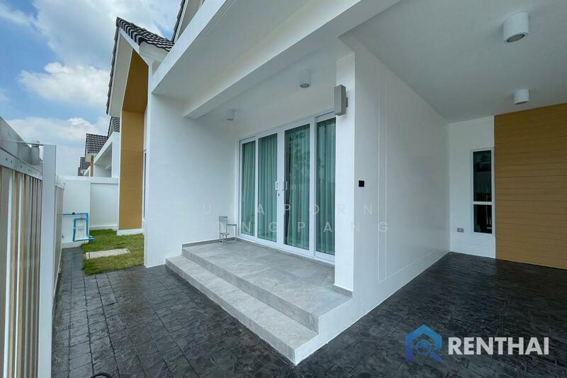 ขาย - สำหรับ ขาย บ้าน 3 ห้องนอน ที่ Angthong Village, พัทยา