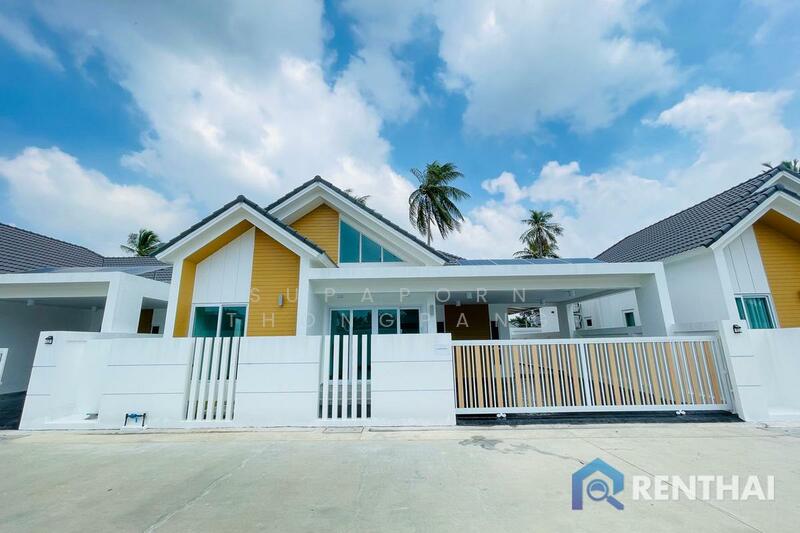 ขาย - สำหรับ ขาย บ้าน 3 ห้องนอน ที่ Angthong Village, พัทยา