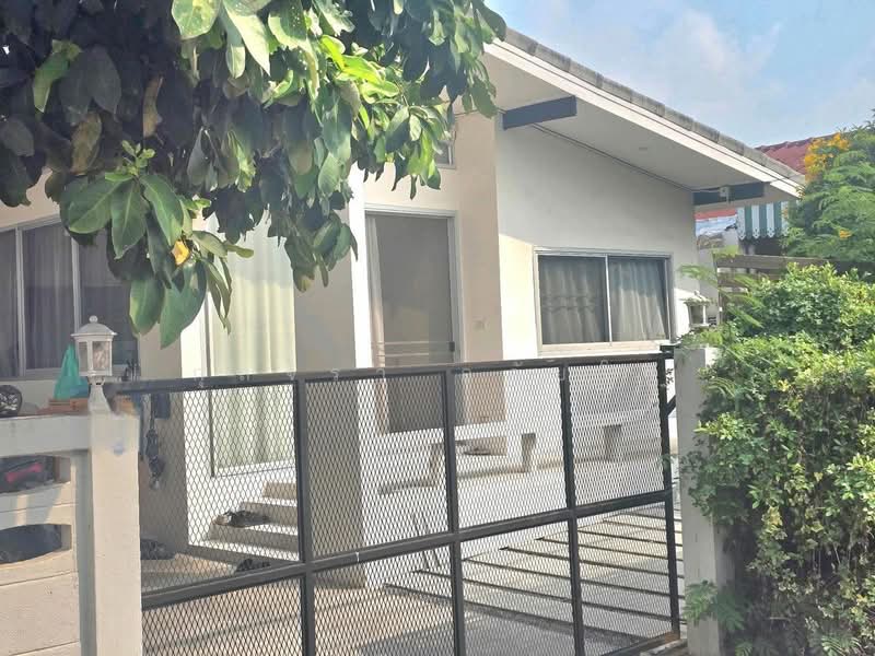 10230, Bangkok, Chorake Bua, Lat Phrao, Bangkok, 3 Bedrooms, 200 sqm, Single Detached House For Rent, by กุลจิรา อภัยโส, 11614692 - DDproperty.com