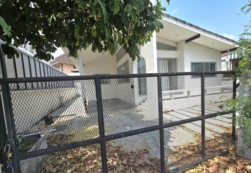 10230, กรุงเทพ, จรเข้บัว, ลาดพร้าว, กรุงเทพ, 200 ตร.ม., บ้านเดี่ยว ให้เช่า, โดย กุลจิรา อภัยโส, 11614692 - DDproperty.com