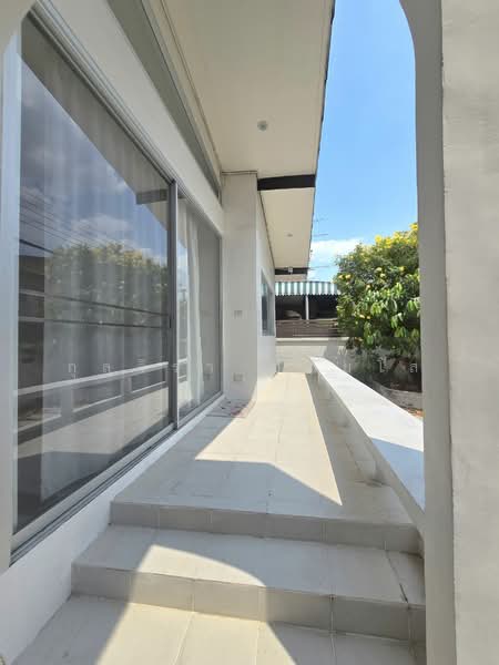 10230, Bangkok, Chorake Bua, Lat Phrao, Bangkok, 3 Bedrooms, 200 sqm, Single Detached House For Rent, by กุลจิรา อภัยโส, 11614692 - DDproperty.com